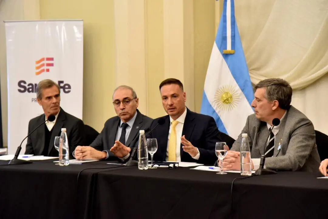 El Gobierno provincial licitó el primer carril de la Autopista desde Rosario a San Lorenzo