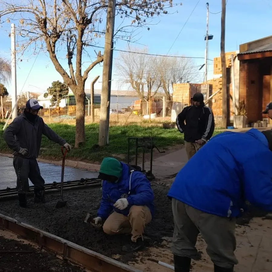 Wheelwright: Provincia y Comuna realizaron pavimento en calle J. B. Justo