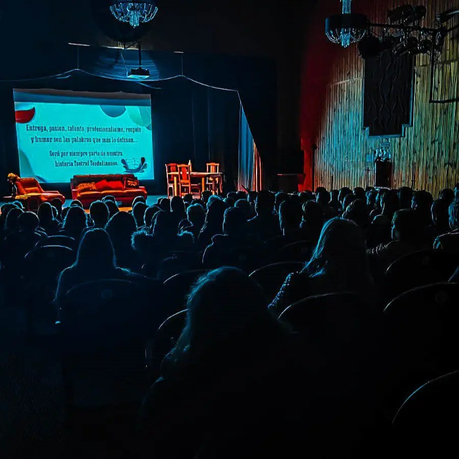 Teodelina levantó el telón del 32° Encuentro de Teatro José Luis Maronna