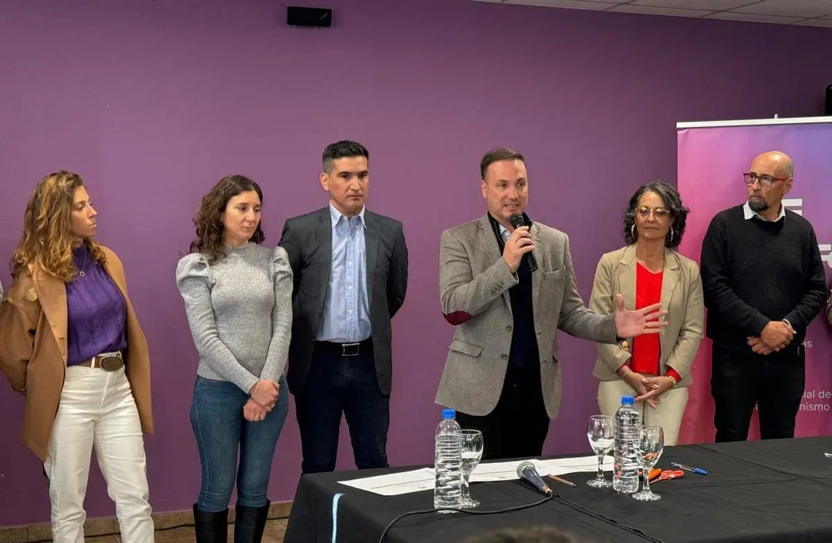 Enrico: Tras más de 17 años logramos que desde la Provincia se liciten nuevas viviendas para Murphy