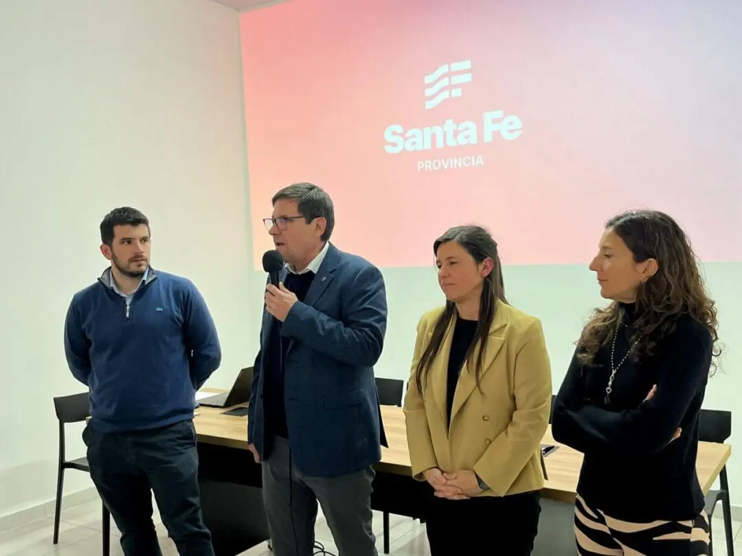 Venado Tuerto: El ministro Goity y el intendente Chiarella anunciaron la construcción de 25 aulas en 15 escuelas