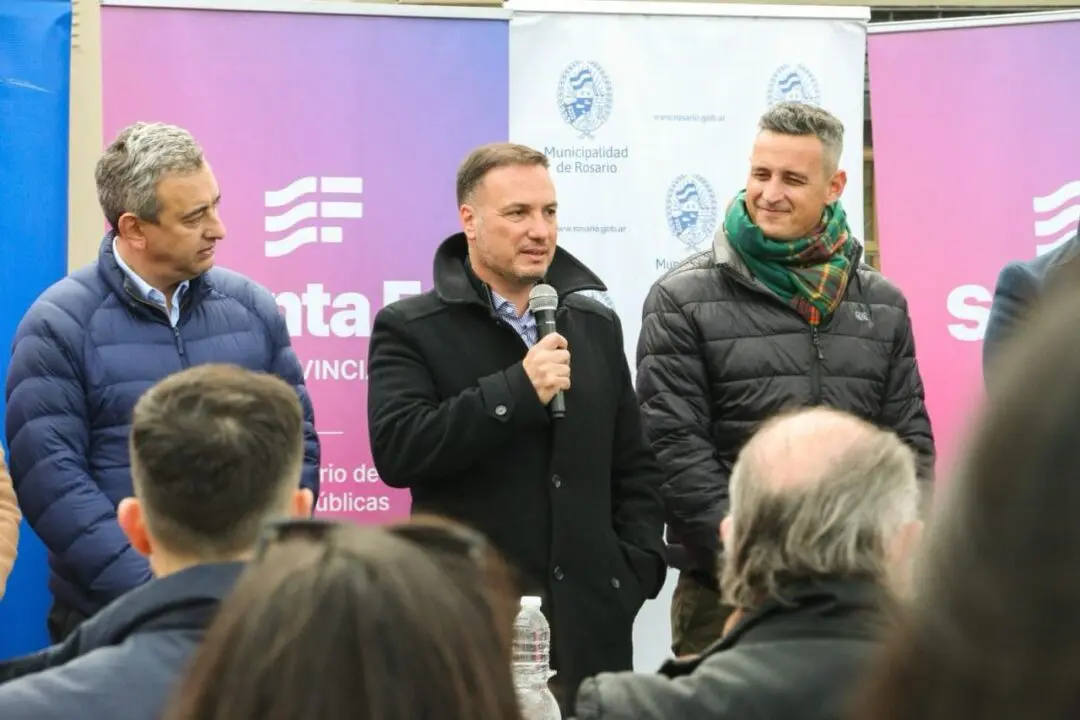 Acuerdo Rosario: Provincia y Municipalidad licitaron las obras de pavimento definitivo en el barrio Antártida Argentina