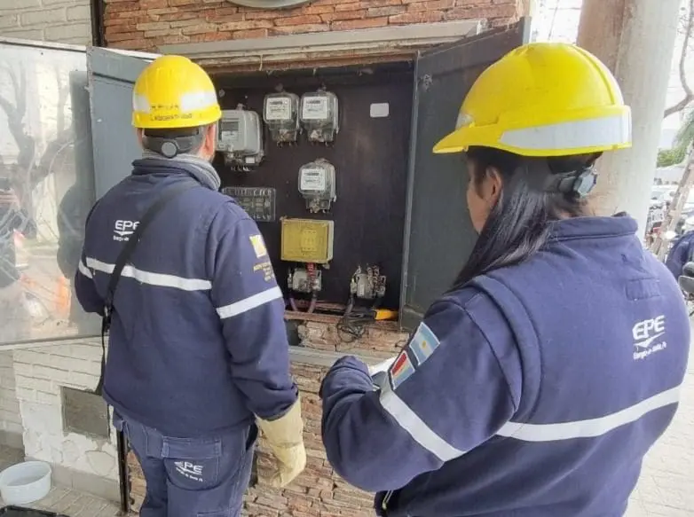 EPE avanza en la instalación de telemedidores remotos en grandes usuarios