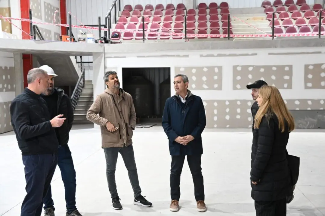 NBA en Argentina: El intendente recorrió la obra del Arena Sports que se construye en Rosario NBA en Argentina: El intendente recorrió la obra del Arena Sports que se construye en Rosario