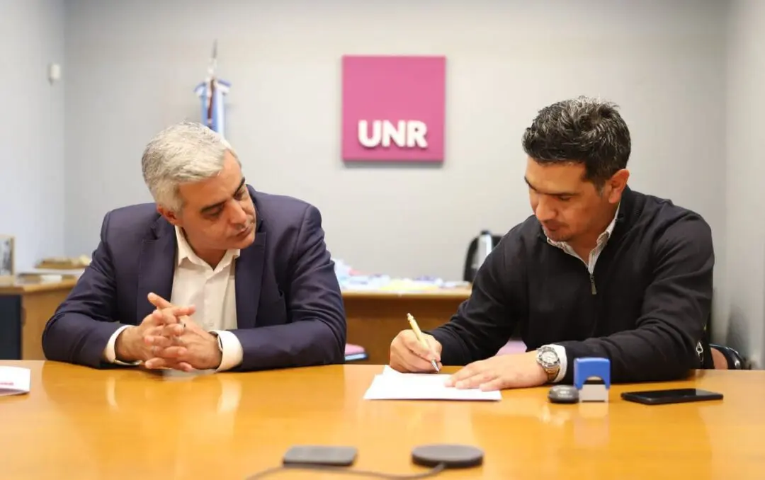 Murphy: Firma de convenio con la UNR