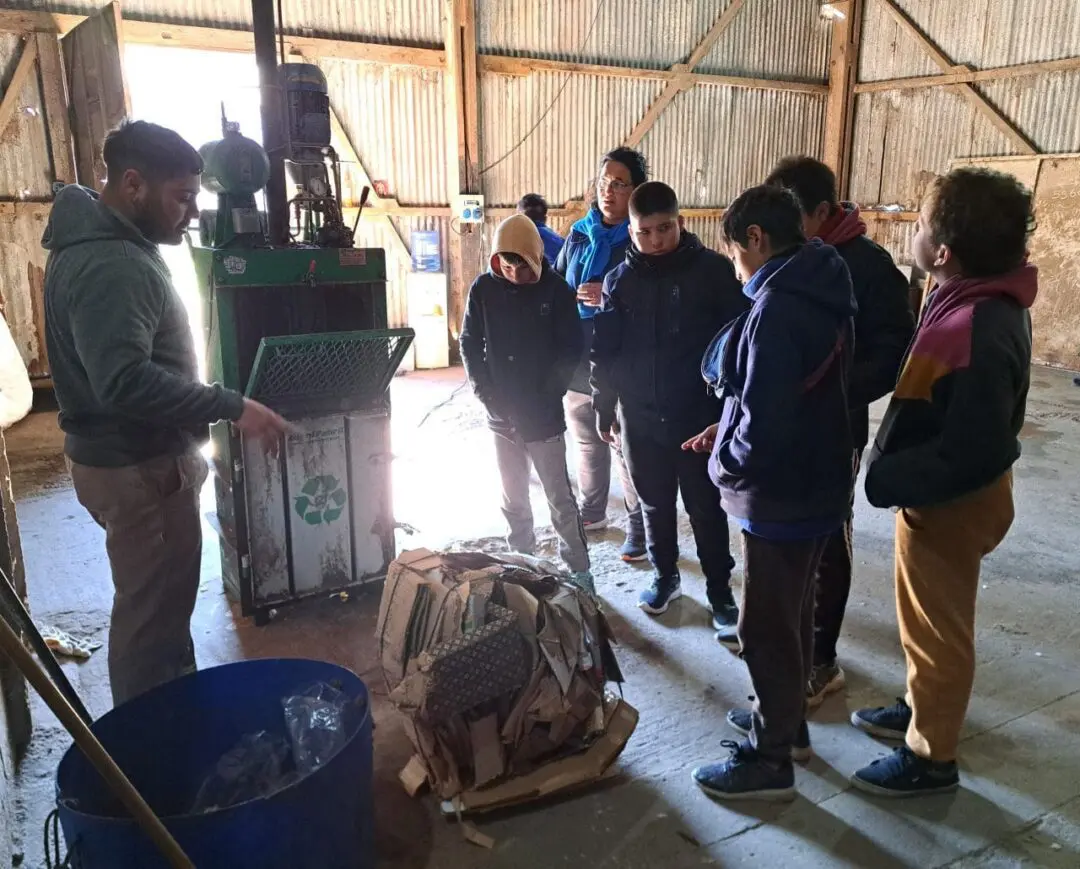 Villa Cañás: Alumnos de la Escuela Especial visitaron el CAM Villa Cañás: Alumnos de la Escuela Especial visitaron el CAM