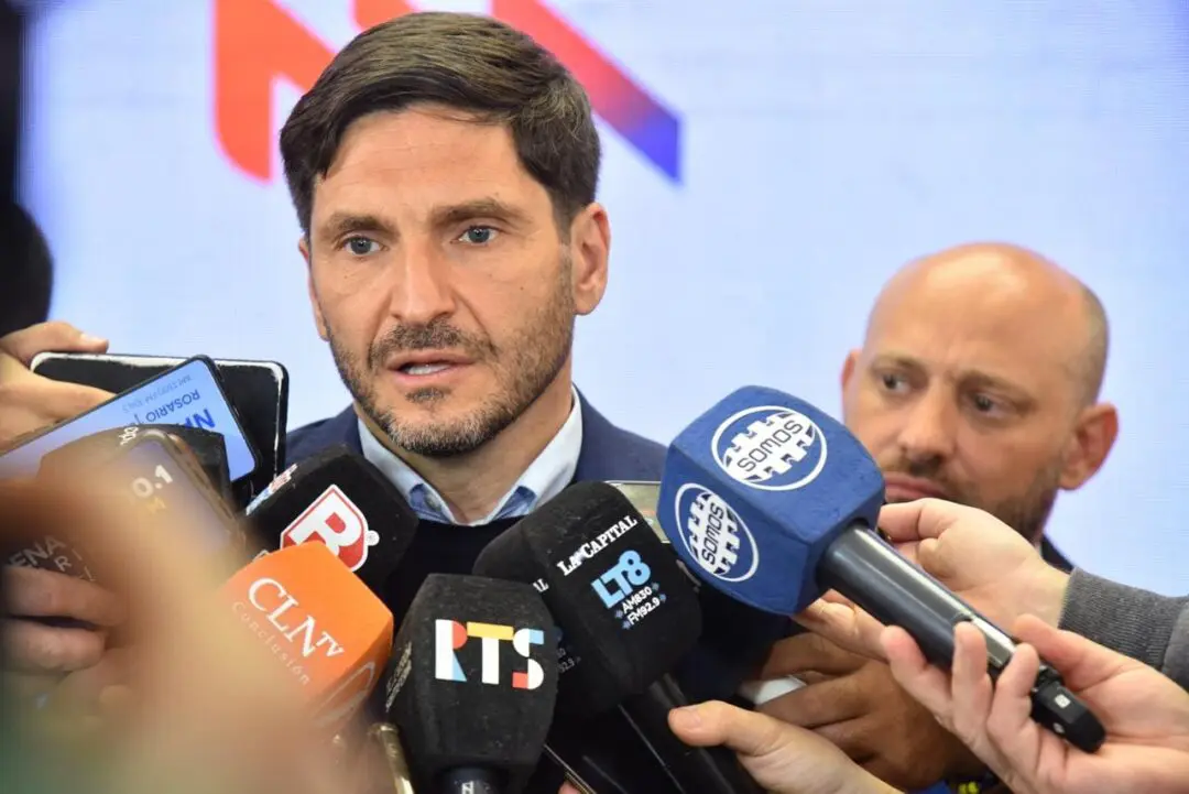 Pullaro le respondió a Milei: Santa Fe ya hizo su ajuste e incluso tuvo un pequeño superávit, es Nación la que le debe a la Provincia