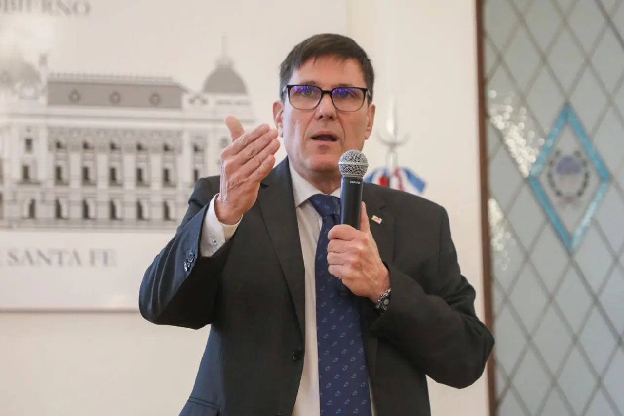 Programa 1000 Aulas: Educación puso en ejecución las primeras 250 aulas