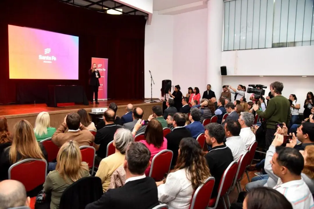 Rosario: Se presentaron las líneas de créditos para emprendedores Rosario: Se presentaron las líneas de créditos para emprendedores