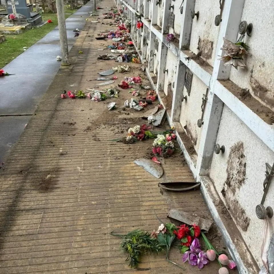 María Teresa: Repudio y denuncia por tumbas vandalizadas