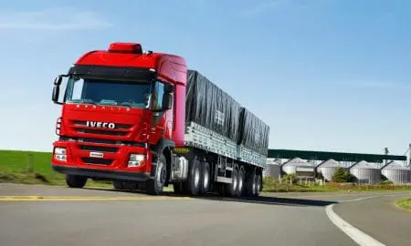 El Gobierno simplificó los trámites para choferes de camiones