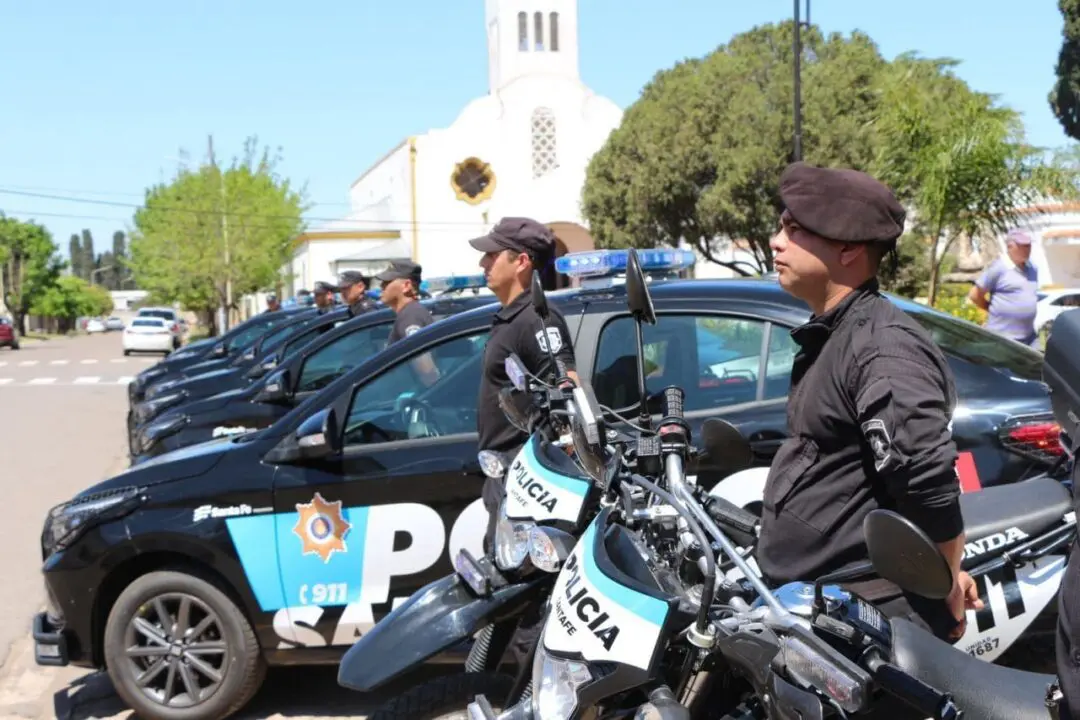 Suman móviles policiales y recursos para seguridad en localidades de General López y Constitución Suman móviles policiales y recursos para seguridad en localidades de General López y Constitución
