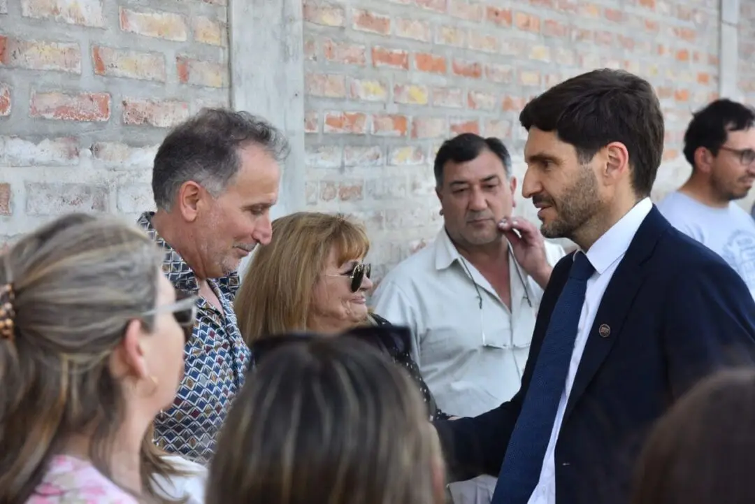 Pullaro entregó aportes por más de cien millones de pesos a instituciones de General López Pullaro entregó aportes por más de cien millones de pesos a instituciones de General López