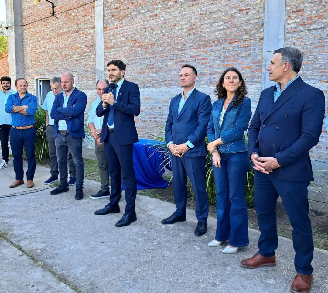 Villa Cañás: Plan Incluir para Studebaker y Sportsman Villa Cañás: Plan Incluir para Studebaker y Sportsman