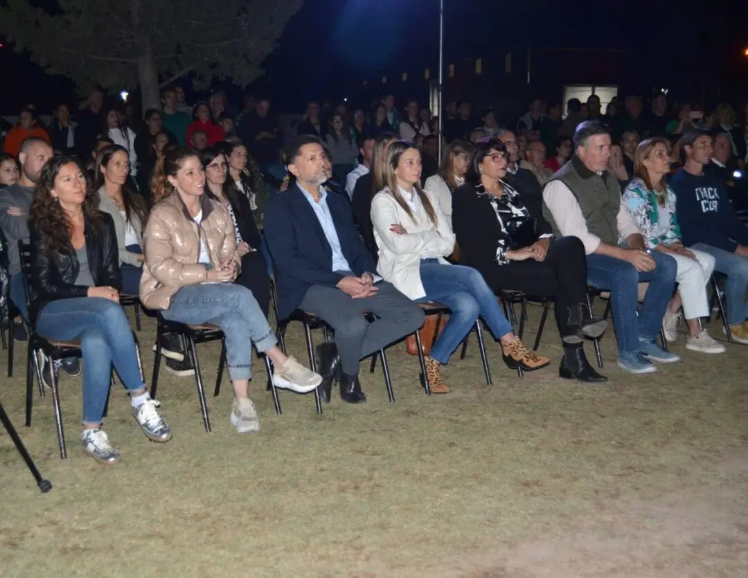 Villa Cañás: Inauguración de la cancha de hockey de Studebaker Villa Cañás: Inauguración de la cancha de hockey de Studebaker