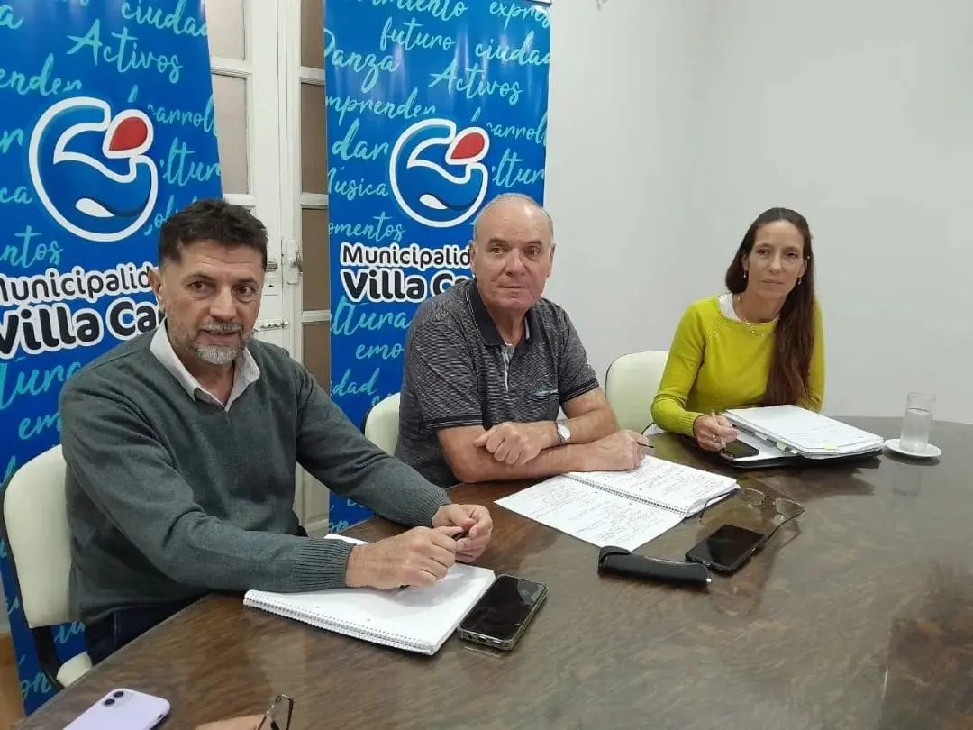 Villa Cañás: La gestión Gizzi pasara empleados municipales contratados a planta permanente Villa Cañás: La gestión Gizzi pasara empleados municipales contratados a planta permanente