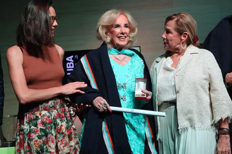 Mirtha Legrand: Mi orgullo y apoyo a todos los que hicieron grande a la universidad pública