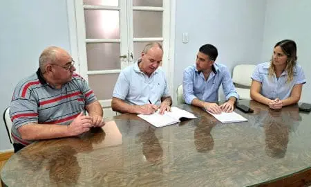 Ruta 94: Firma de convenio para la construcción de dos dársenas en Villa Cañás
