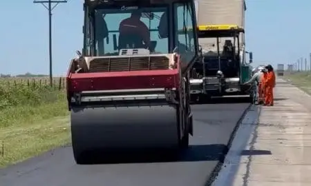 Iniciaron las obras de pavimentación de la Ruta 94 en Santa Isabel y la Ruta 14 en Christophersen