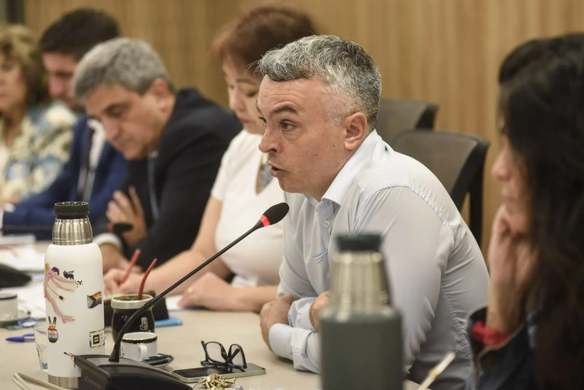 Plataforma de respuesta integral: Un nuevo enfoque desde la Cámara de Diputados para combatir el VIH y SIDA