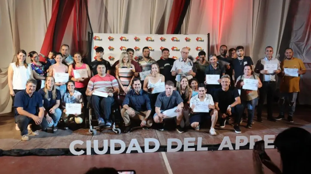 Capacitaciones en oficios: 500 personas se formaron gracias al impulso de Di Gregorio