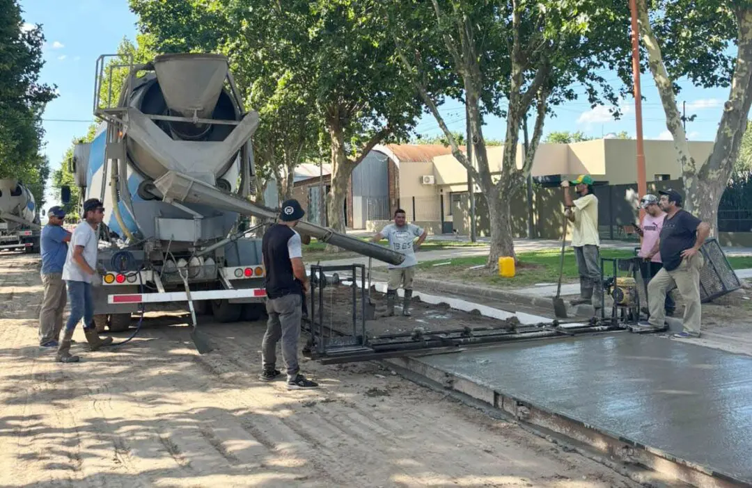 Teodelina: Con una inversión inicial de 120 millones la ciudad retoma la pavimentación con hormigón de sus calles