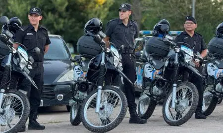 Provincia entregó 16 motos 0 km a los departamentos General López, Constitución y San Lorenzo