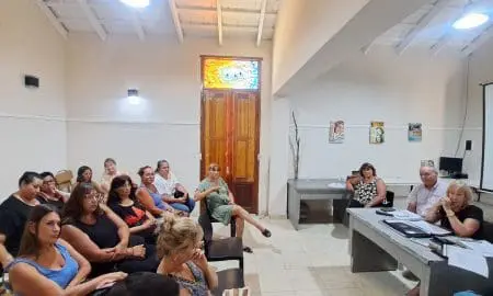 Villa Cañás: Entrega del FAE a instituciones educativas