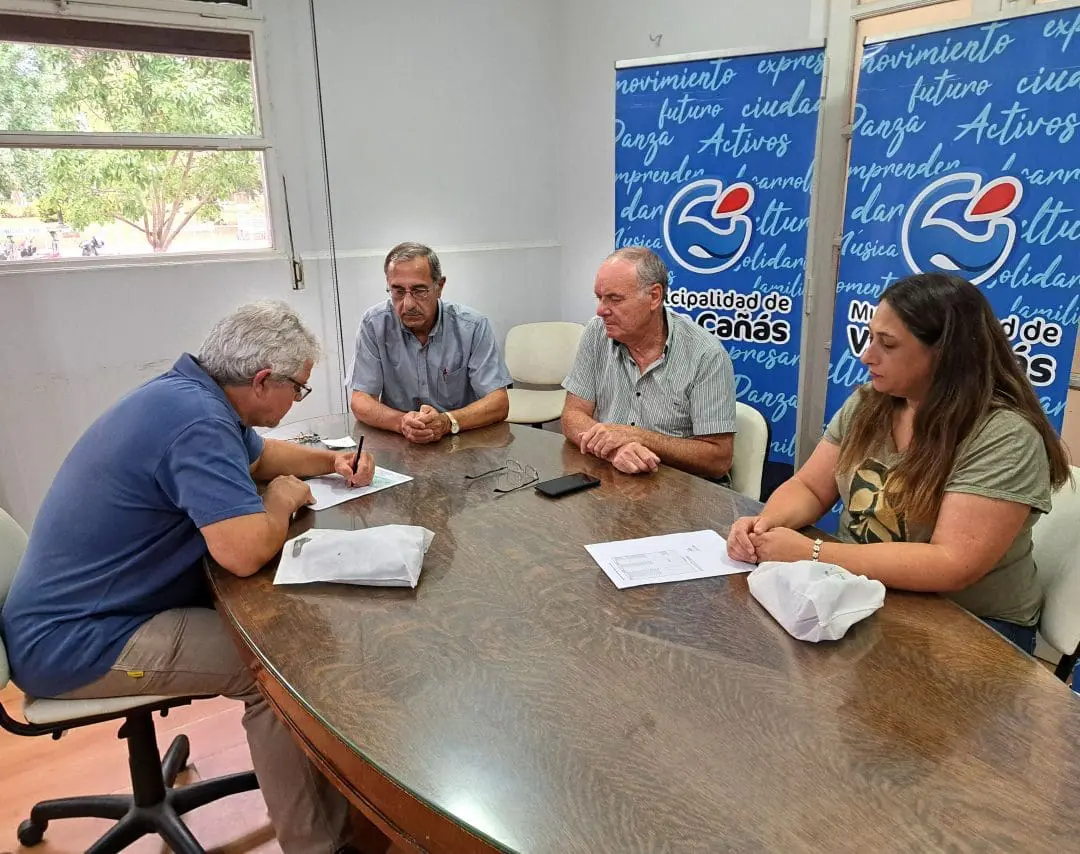 Villa Cañás: El Municipio entregó a la Escuela Técnica el canon de las entradas del Balneario Villa Cañás: El Municipio entregó a la Escuela Técnica el canon de las entradas del Balneario