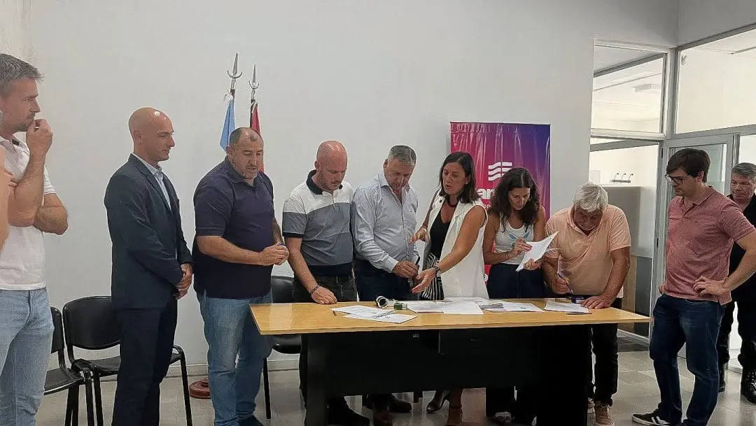 Mayor control de motos: Convenio entre provincia y gobiernos locales para mejorar la seguridad vial