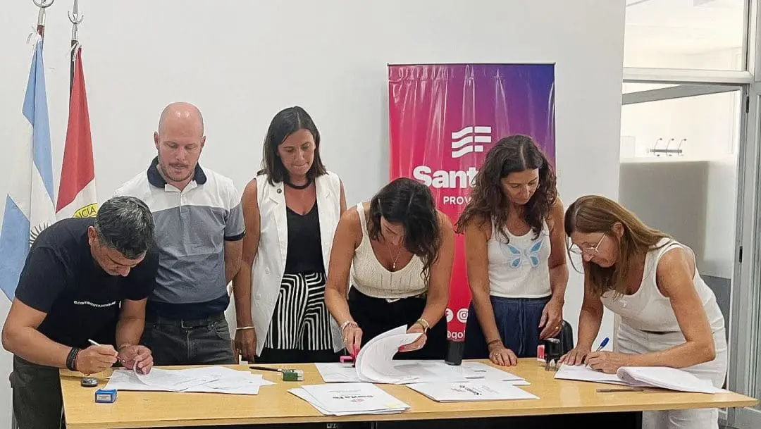 Mayor control de motos: Convenio entre provincia y gobiernos locales para mejorar la seguridad vial