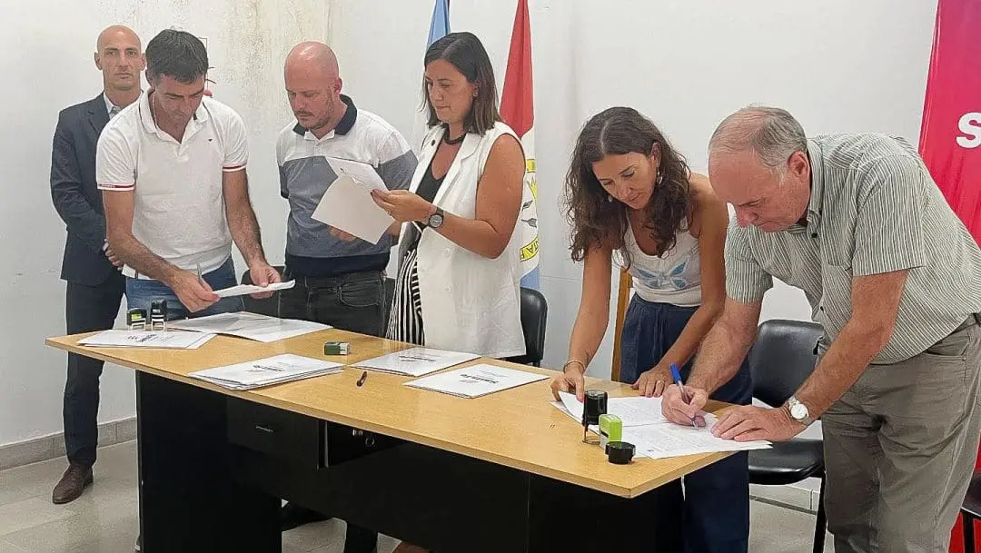 Mayor control de motos: Convenio entre provincia y gobiernos locales para mejorar la seguridad vial