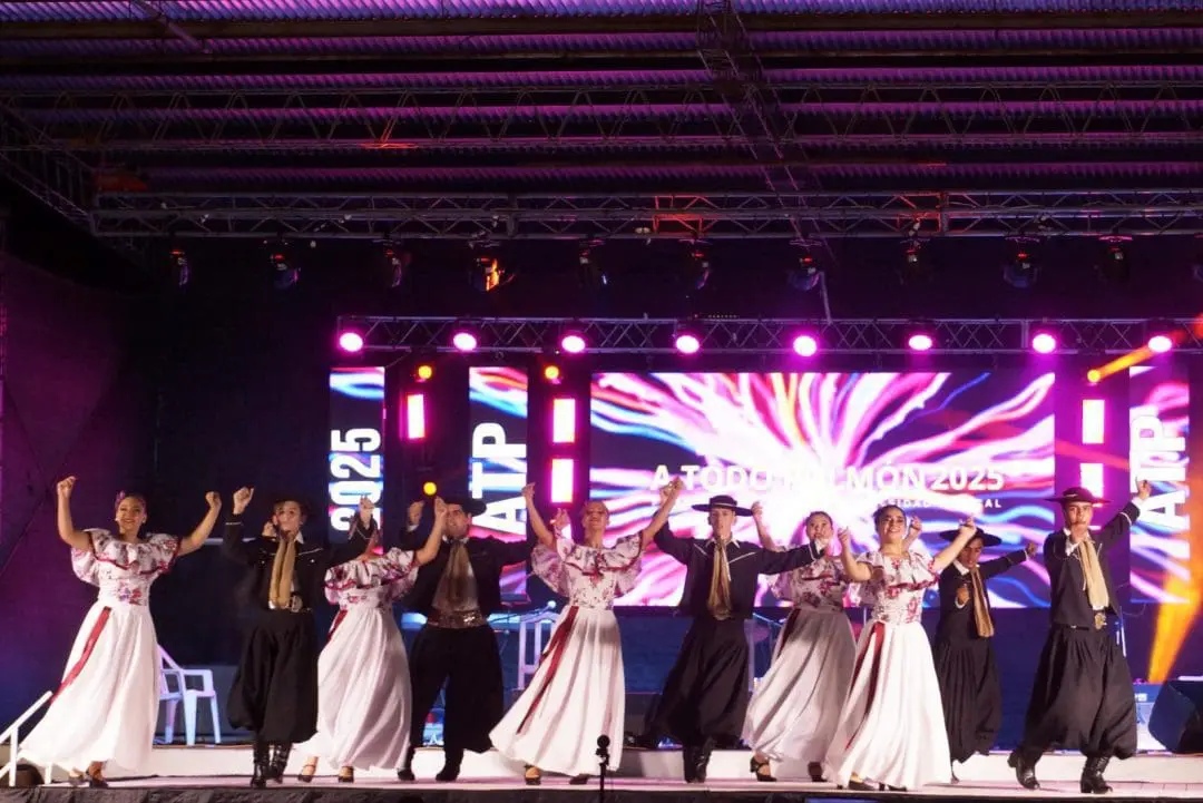 Santa Isabel celebró su 117º Aniversario con una gran fiesta popular Santa Isabel celebró su 117º Aniversario con una gran fiesta popular