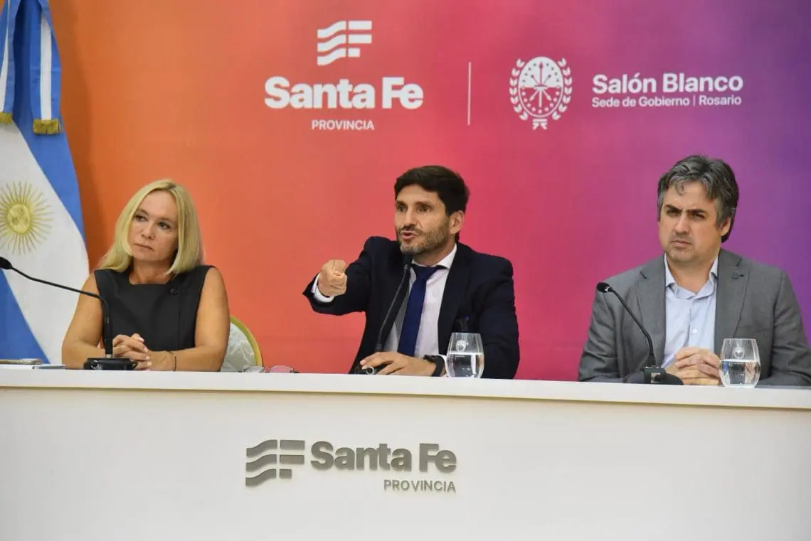 Pullaro presentó un programa de recompensas para esclarecer asesinatos ocurridos desde 2014 Pullaro presentó un programa de recompensas para esclarecer asesinatos ocurridos desde 2014