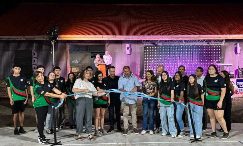 Maggiolo inauguró un playón deportivo con aporte de Provincia