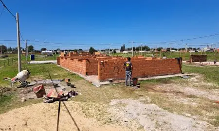 Villa Cañás: Avanza la construcción de 45 viviendas en la ex quinta Sfasciotti