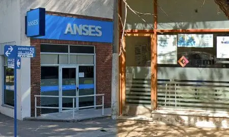 Acomodan a candidatos de La Libertad Avanza en ANSES y PAMI en plena campaña