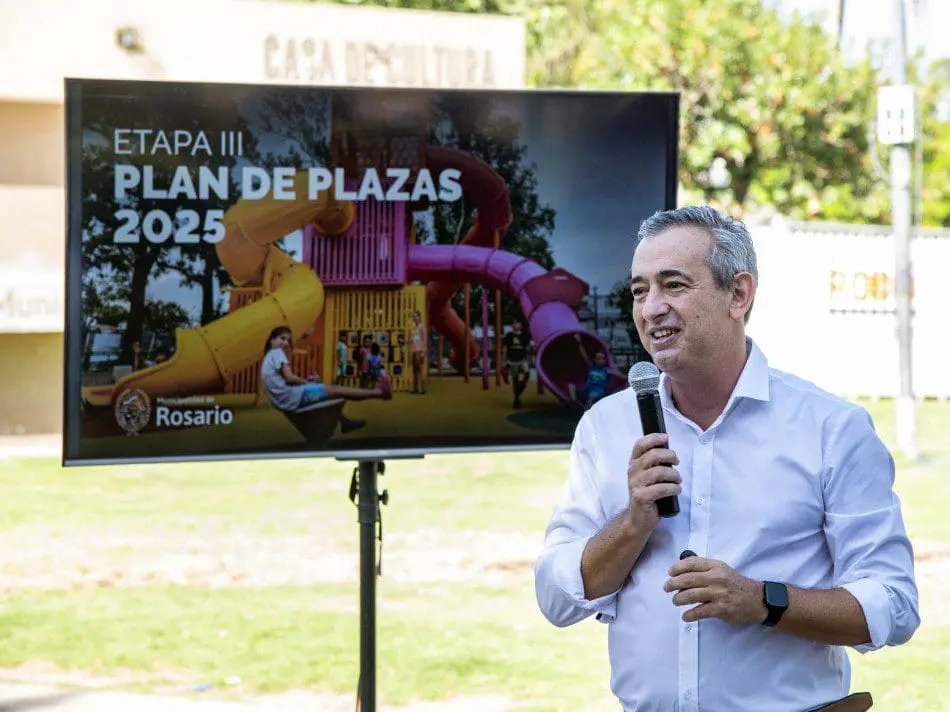 Javkin presentó el Plan de Plazas 2025: El municipio renueva 27 espacios públicos en todos los distritos
