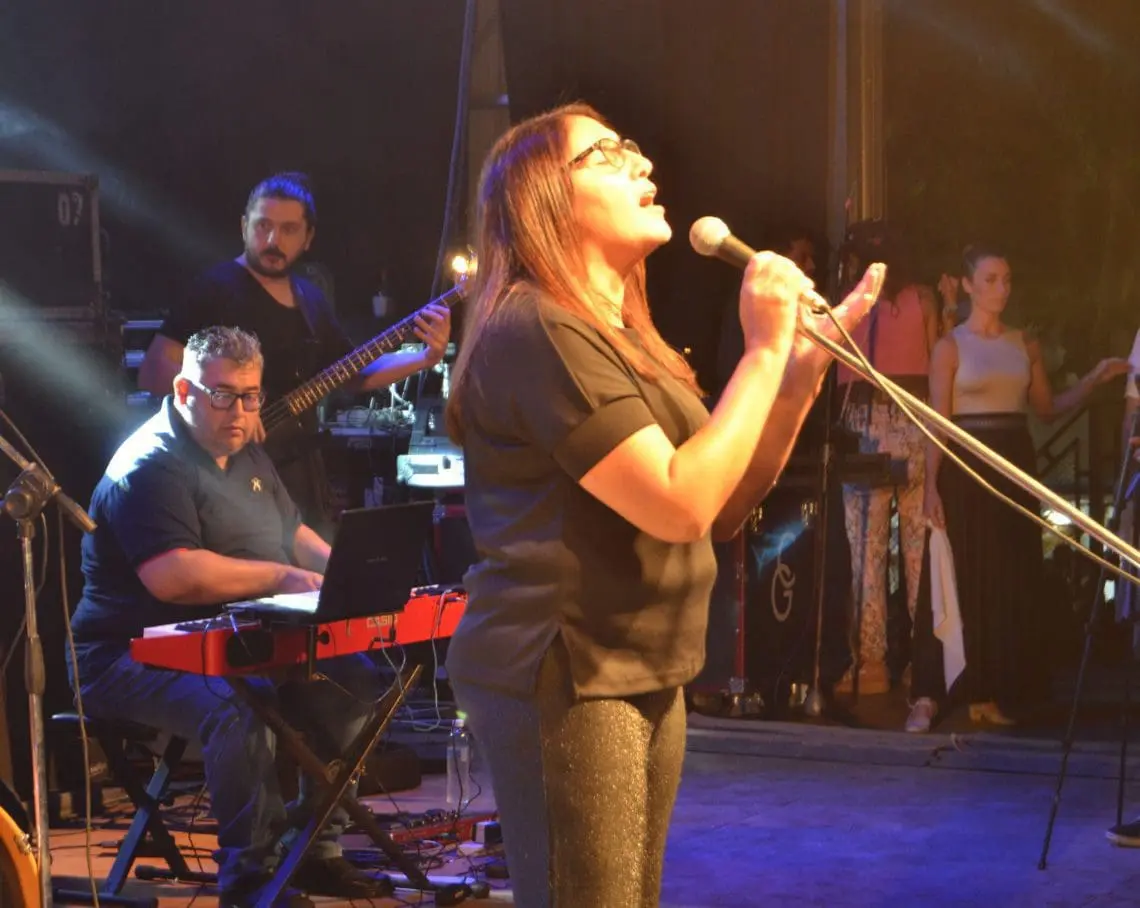 Villa Cañás: Una multitud disfrutó de la 23ª Feria Nacional de Artesanos 2025 Villa Cañás: Una multitud disfrutó de la 23ª Feria Nacional de Artesanos 2025