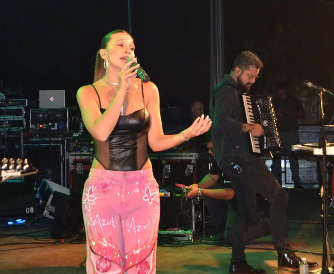 Villa Cañás: Una multitud disfrutó de la 23ª Feria Nacional de Artesanos 2025 Villa Cañás: Una multitud disfrutó de la 23ª Feria Nacional de Artesanos 2025