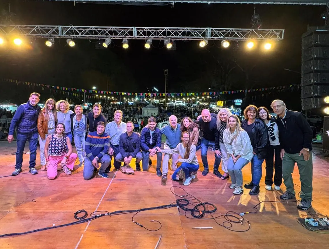 Villa Cañás: Una multitud disfrutó de la 23ª Feria Nacional de Artesanos 2025 Villa Cañás: Una multitud disfrutó de la 23ª Feria Nacional de Artesanos 2025