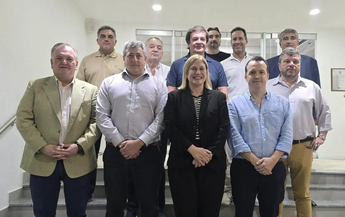 Convencionales electos de UNIDOS PARA CAMBIAR SANTA FE asumirán el cargo ad honorem en la reforma constitucional Convencionales electos de UNIDOS PARA CAMBIAR SANTA FE asumirán el cargo ad honorem en la reforma constitucional