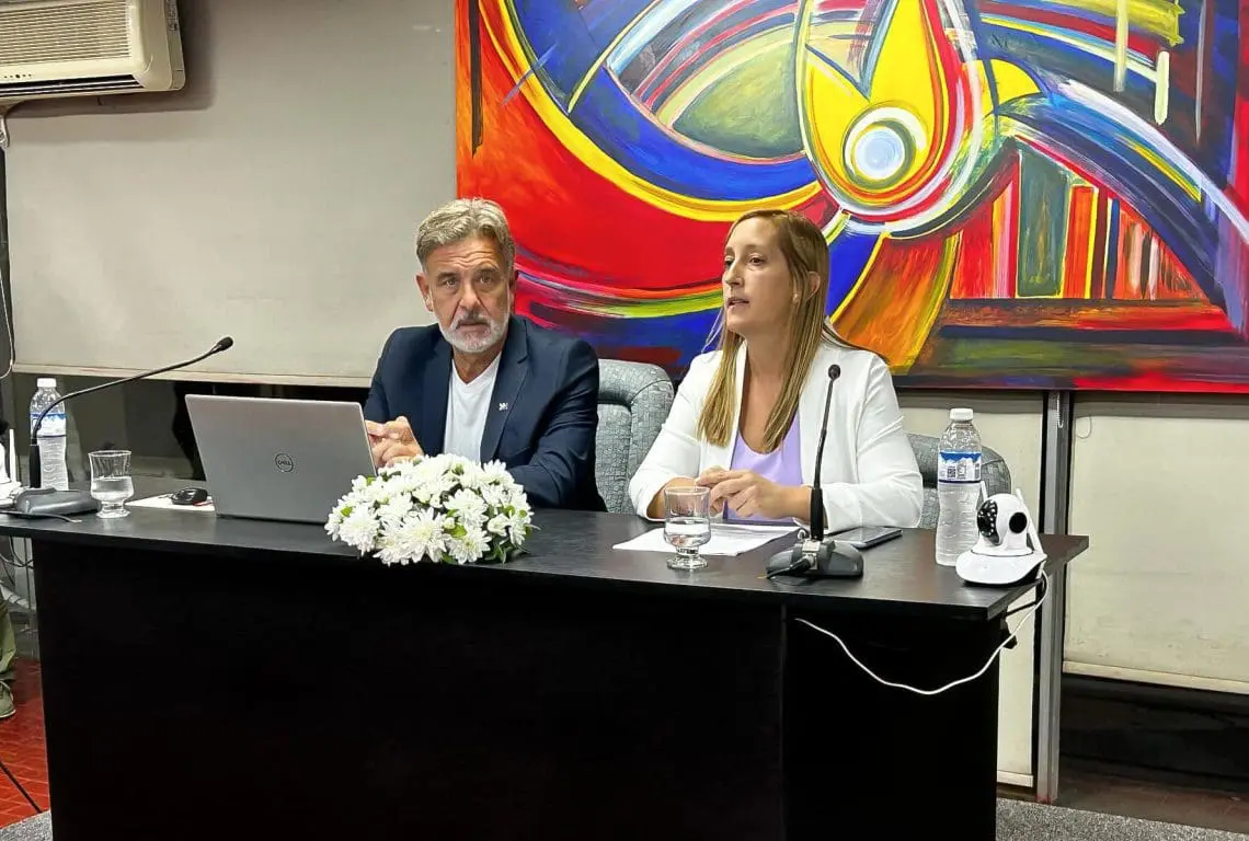 Firmat: Maximino inauguró las Sesiones Ordinarias 2025 del Concejo Municipal