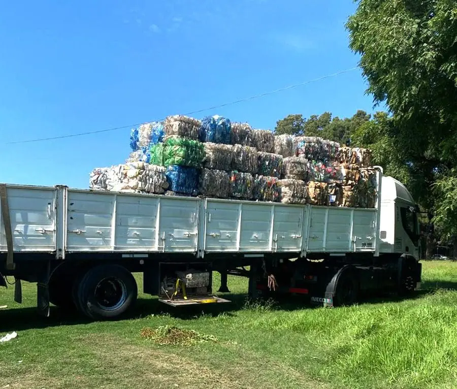 Villa Cañás impulsa la sustentabilidad con la entrega de 8.800 kilos de materiales reciclables Villa Cañás impulsa la sustentabilidad con la entrega de 8.800 kilos de materiales reciclables
