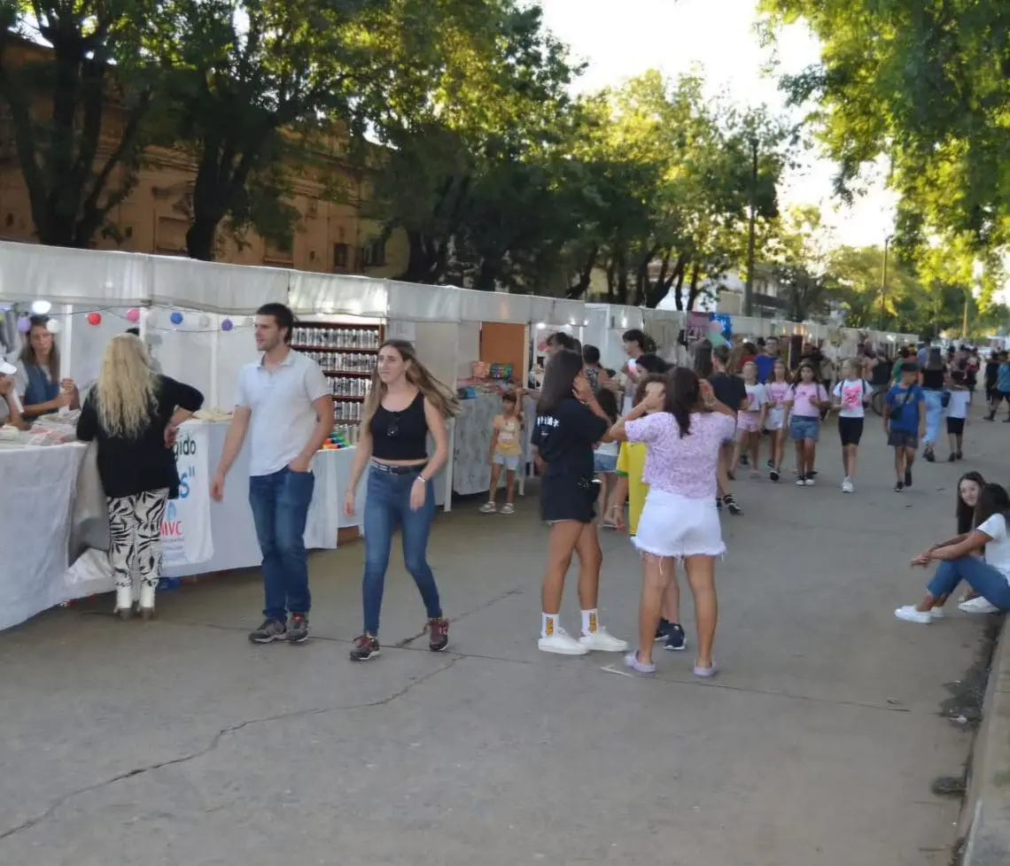 Villa Cañás: Cuenta regresiva para la 23ª Feria Nacional de Artesanos Villa Cañás: Cuenta regresiva para la 23ª Feria Nacional de Artesanos