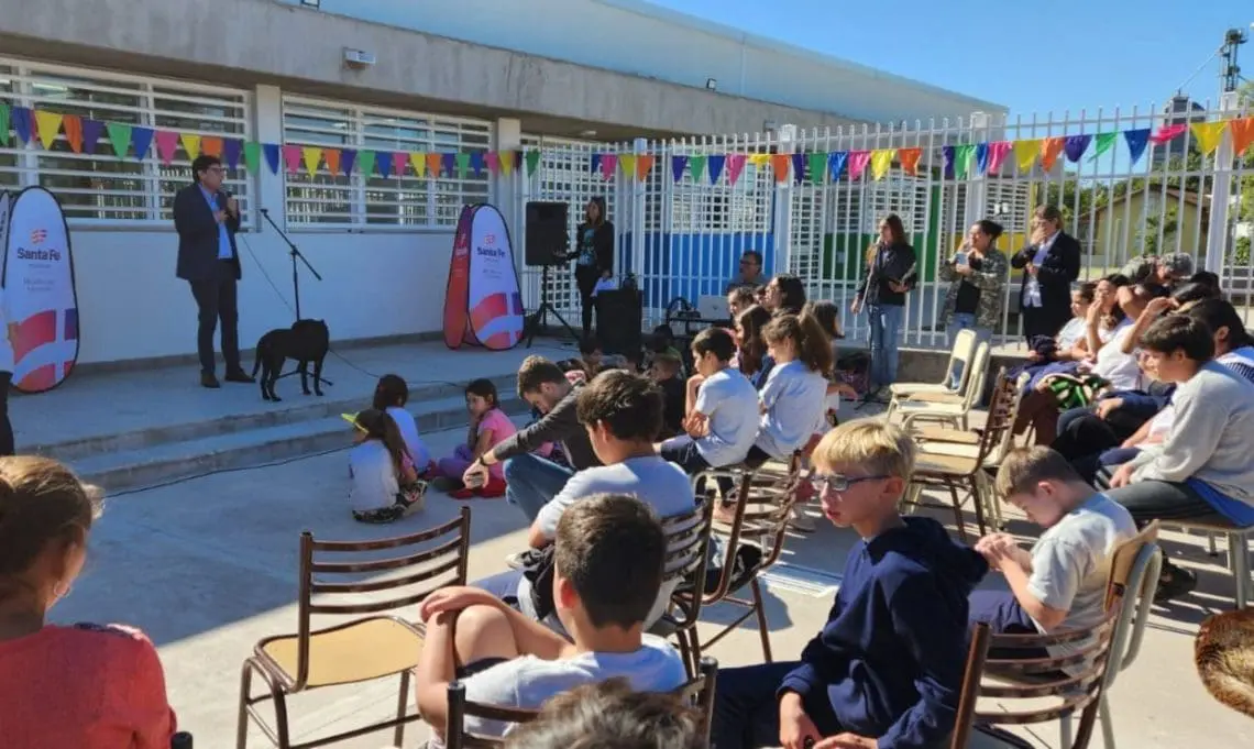 Provincia inauguró el nuevo edificio de la Escuela Especial de María Teresa