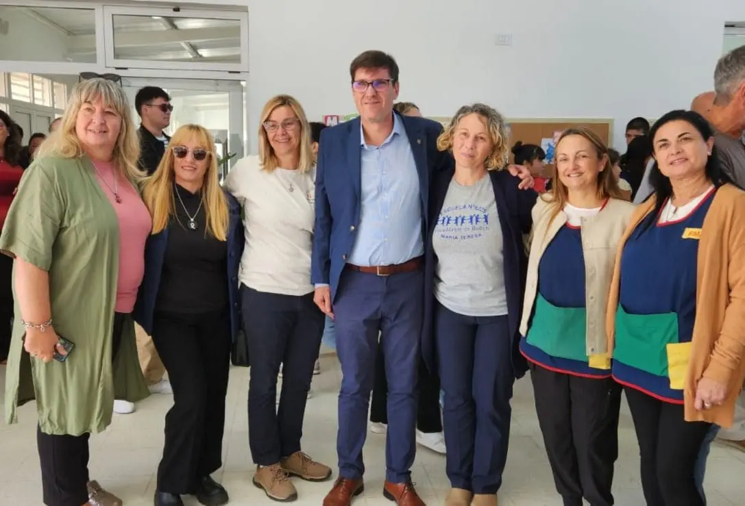 Provincia inauguró el nuevo edificio de la Escuela Especial de María Teresa