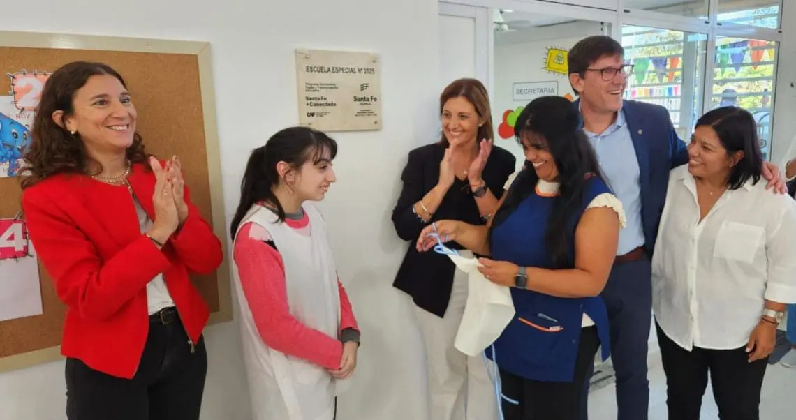 Provincia inauguró el nuevo edificio de la Escuela Especial de María Teresa