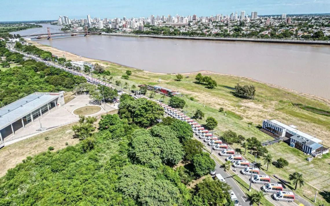 Pullaro presentó 174 ambulancias 0 Km: Es la compra más importante y más grande que hizo el Gobierno de la Provincia