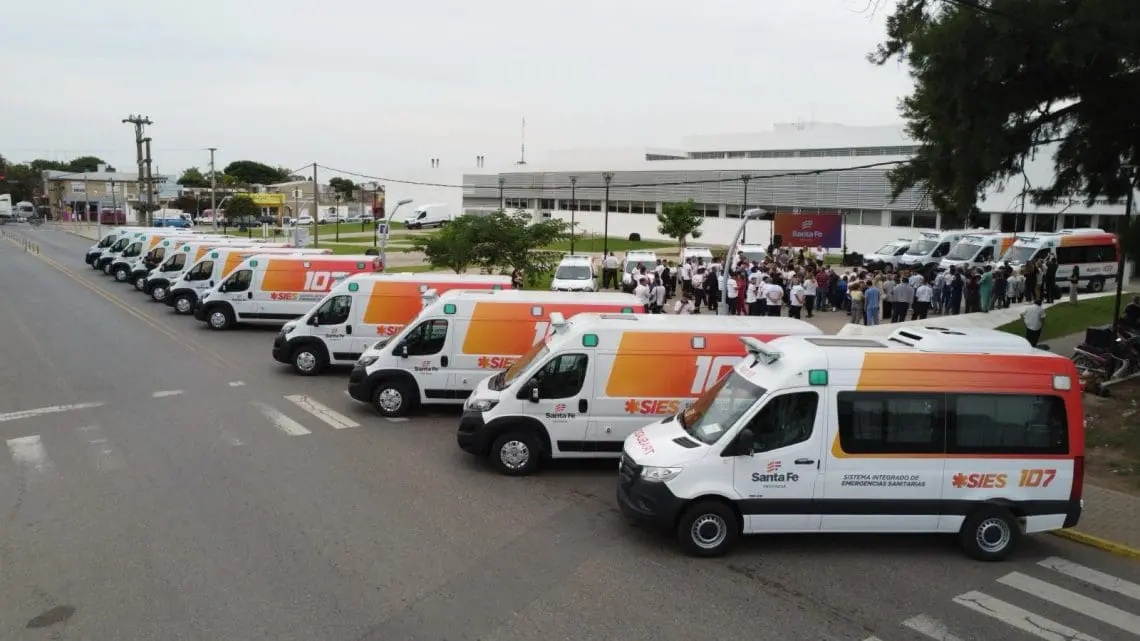 General López: Provincia refuerza el sistema de salud con nuevos vehículos de emergencia